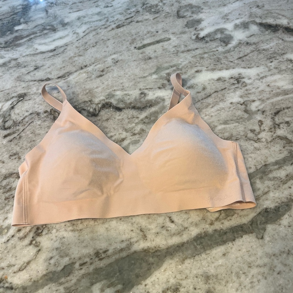 Pink Victoria’s Secret NWOTS Nude tshirt bra size small